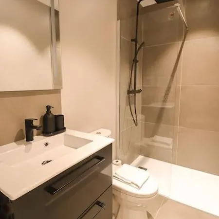 11.newrenovated Flat#invalides#effeil Tower#4 Pers * Parigi